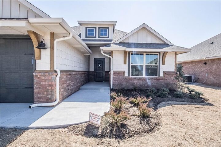 Property Photo:  8108 NW 160th Terrace  OK 73013 