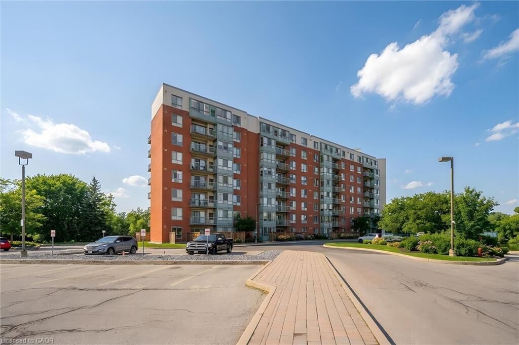 Property Photo:  30 Blue Springs Drive 307  ON N2J 4T2 