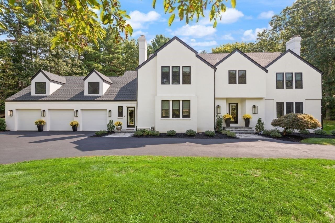 Property Photo:  16 Weathervane Rd  MA 02021 