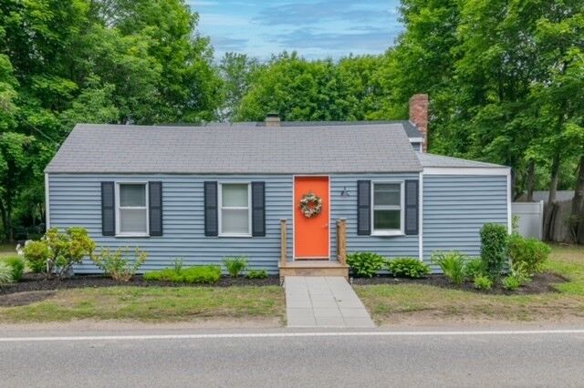 Property Photo:  220 Stockbridge Rd 220  MA 02066 
