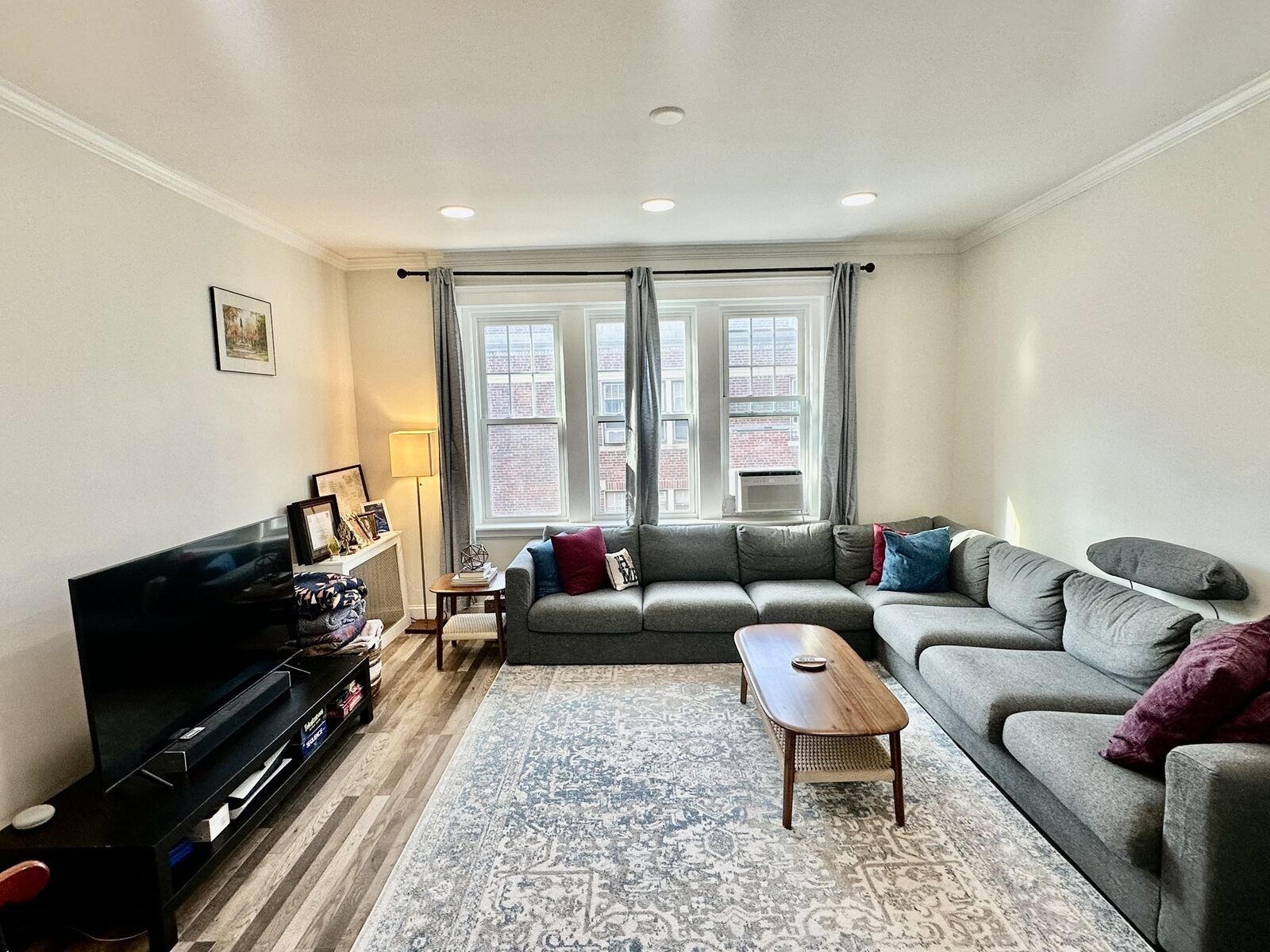 Property Photo:  453 Washington 5  MA 02446 