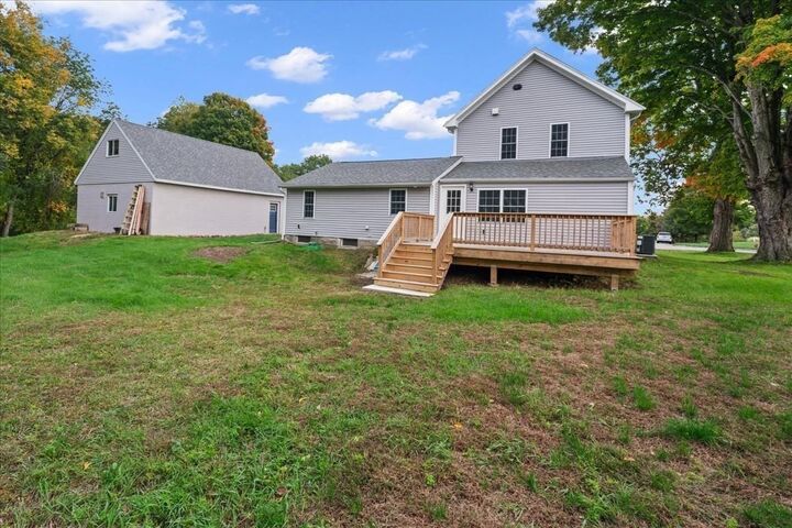 Property Photo:  118 Old Groveland Rd  MA 01835 