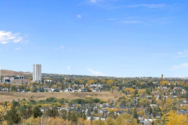 Property Photo:  6 Hemlock Crescent SW 405  AB T3C 2Z1 