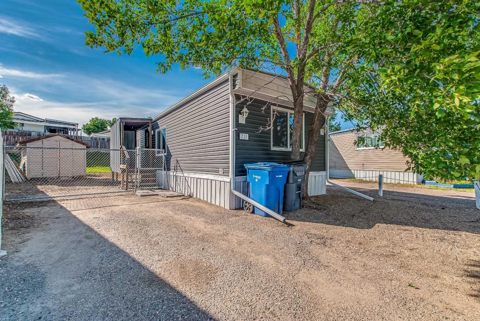 Property Photo: 231 Fairchild Street SW AB T1A 7Z6