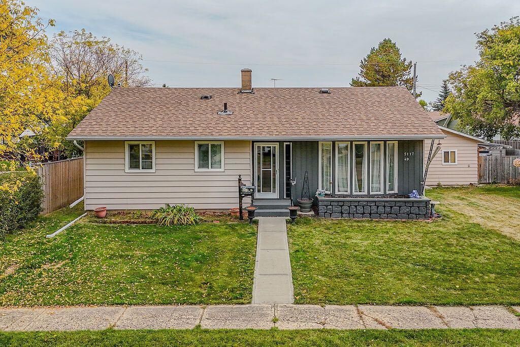 Property Photo:  5117 49 Street  AB T0B 1A0 
