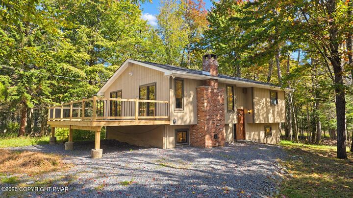 Property Photo: 9121 Brandywine Drive PA 18466