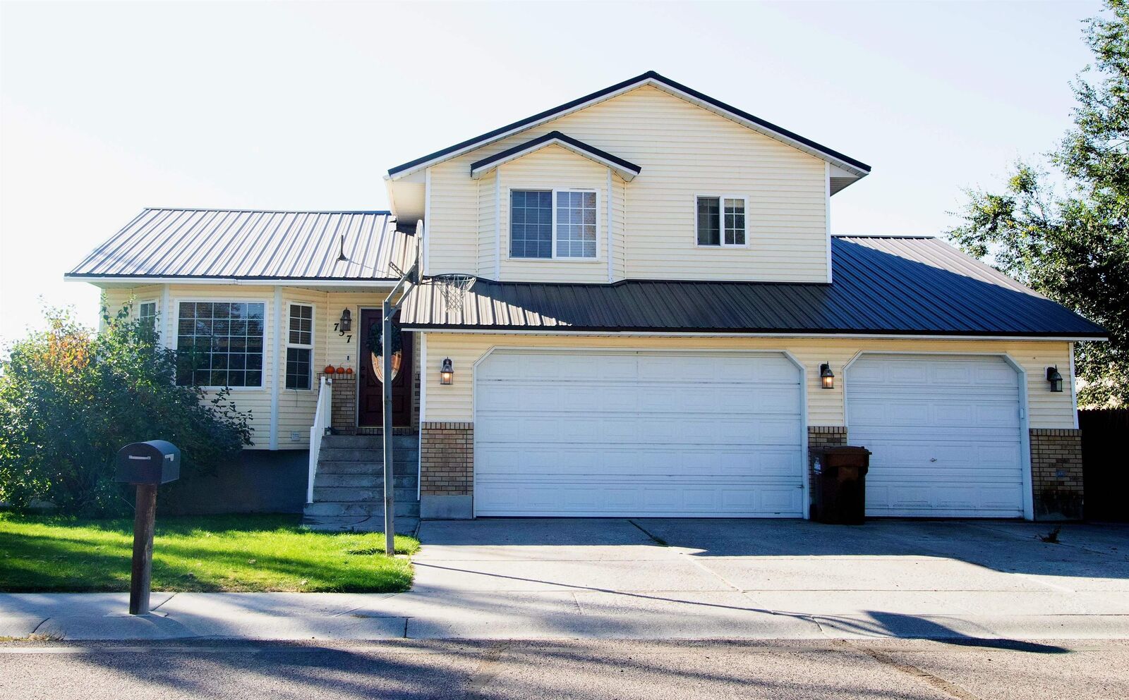 Property Photo:  757 Natalie  ID 83202 