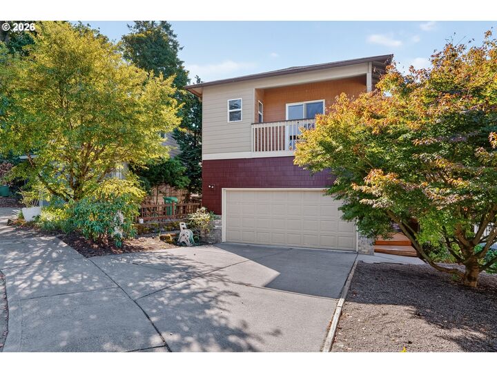 Property Photo: 1352 SW Binford Lake Pkwy OR 97080