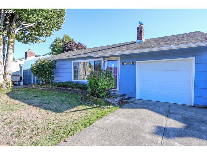 Property Photo: 2600 Gardens Ave OR 97467