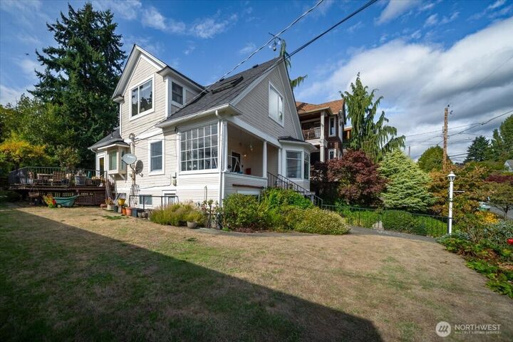 Property Photo: 3617 Corliss Avenue N WA 98103