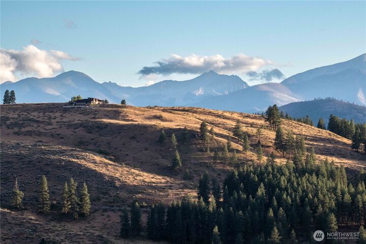 Property Photo: 99 Hilltop Drive WA 98862