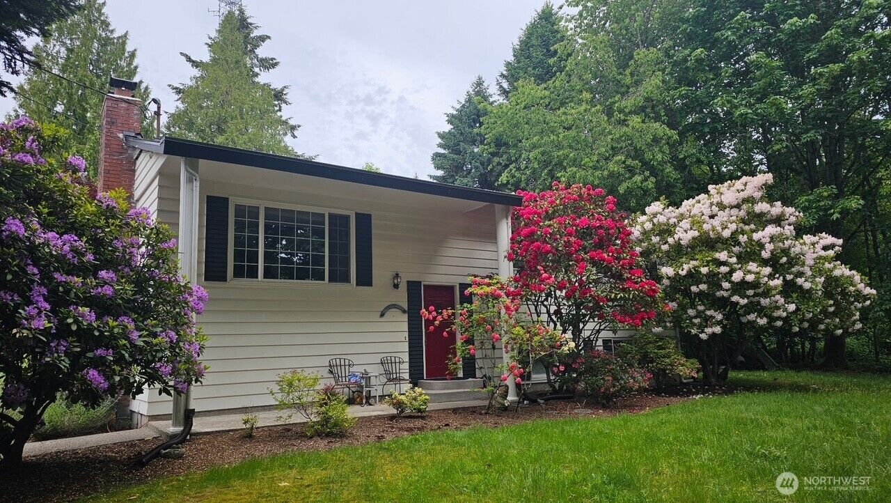 Property Photo: 17124 State Route 9 SE WA 98296
