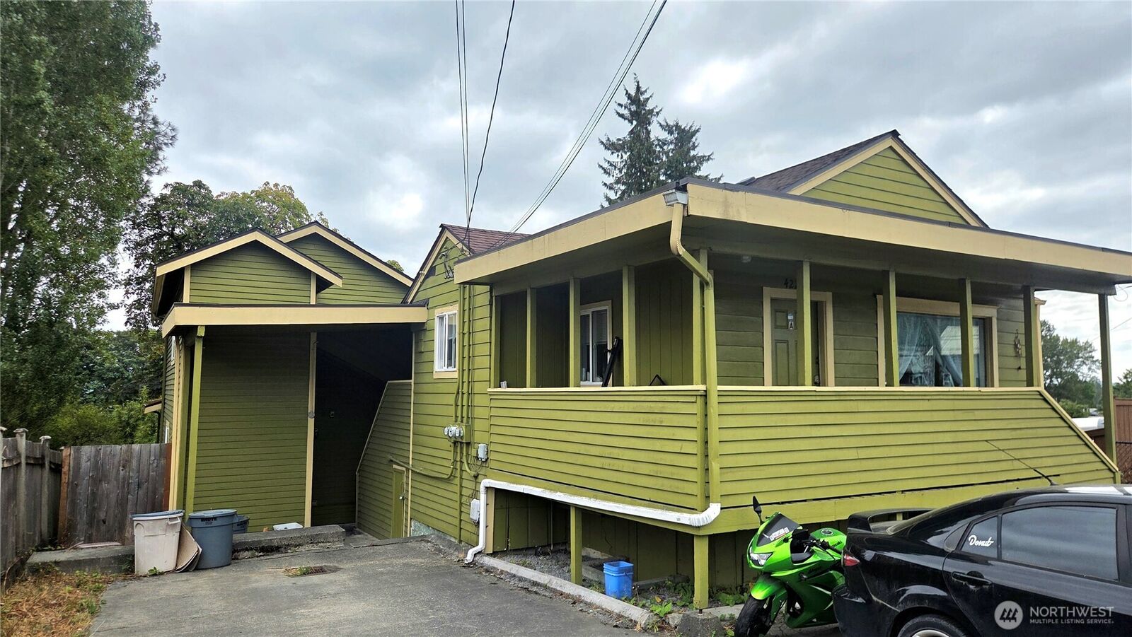 Property Photo: 4221 S 3rd Avenue WA 98203