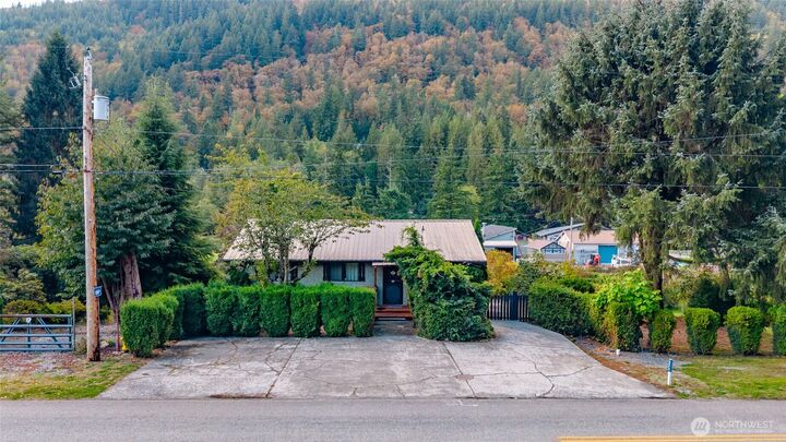 Property Photo:  371  Lakeside Drive  WA 98284 