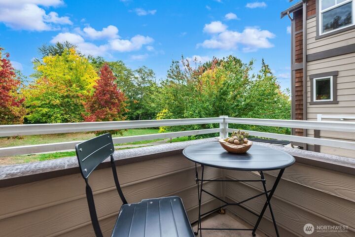 Property Photo: 9513 Ashworth Avenue N A WA 98103