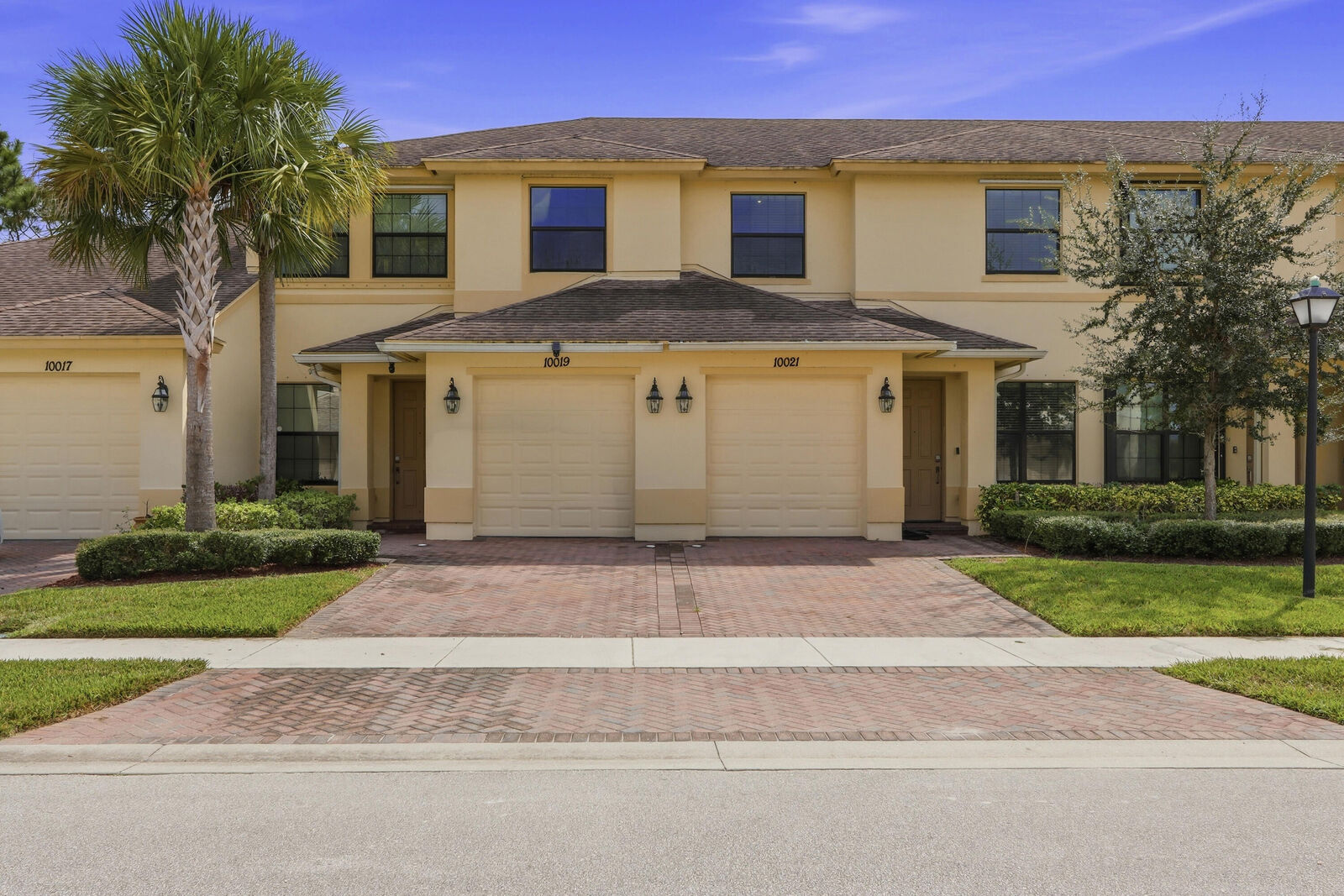 Property Photo: 10021 W Villa Circle FL 32966
