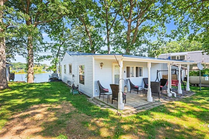 Property Photo:  48164 70th Avenue  MI 49045 