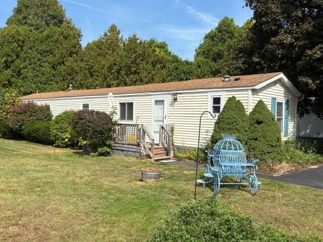 Property Photo:  8 Lear Drive  RI 02816 