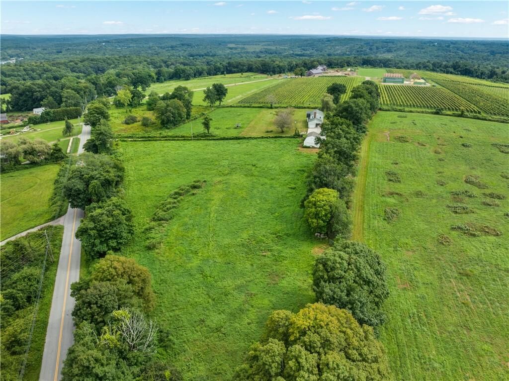 Property Photo:  91 Wintechog Hill Road  CT 06359 