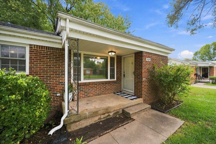 Property Photo: 420 N Hillcrest Ave KS 67060