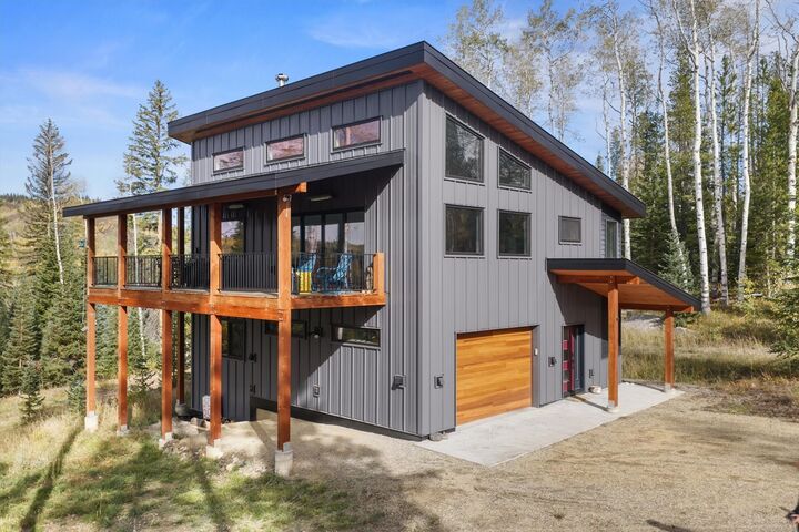 Property Photo:  57205 Golden Tide Place  CO 80428 