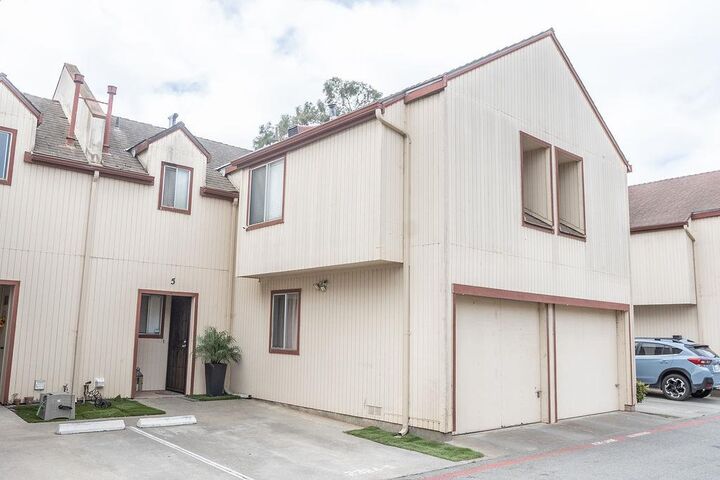 Property Photo: 2364 North Main Street 5 CA 93906