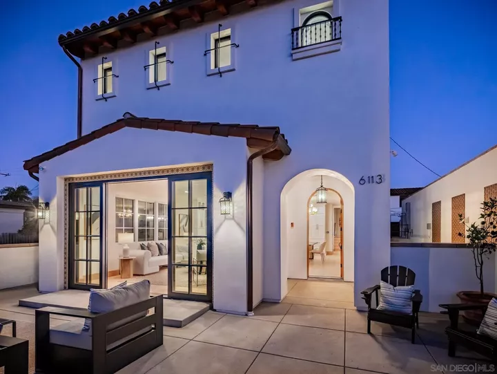Property Photo: 6113 El Tordo CA 92067