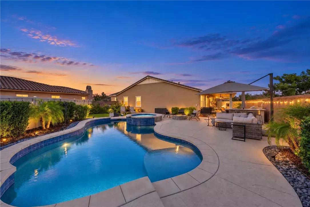 Property Photo:  30109 Old Court  CA 92563 