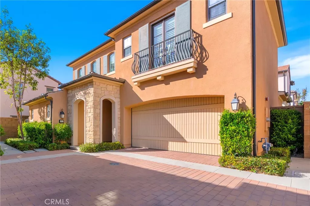 Property Photo:  71 Brixton  CA 92620 