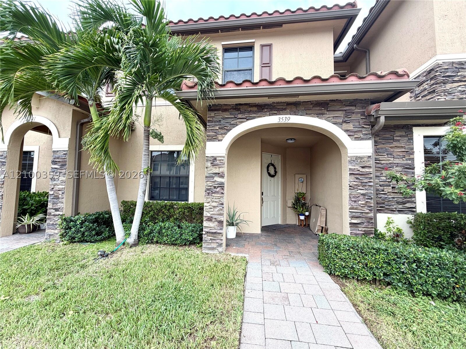 Property Photo:  3539 W 89th Pl 3539  FL 33018 
