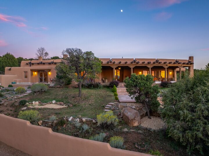Property Photo: 1054 Sierra Del Norte NM 87501