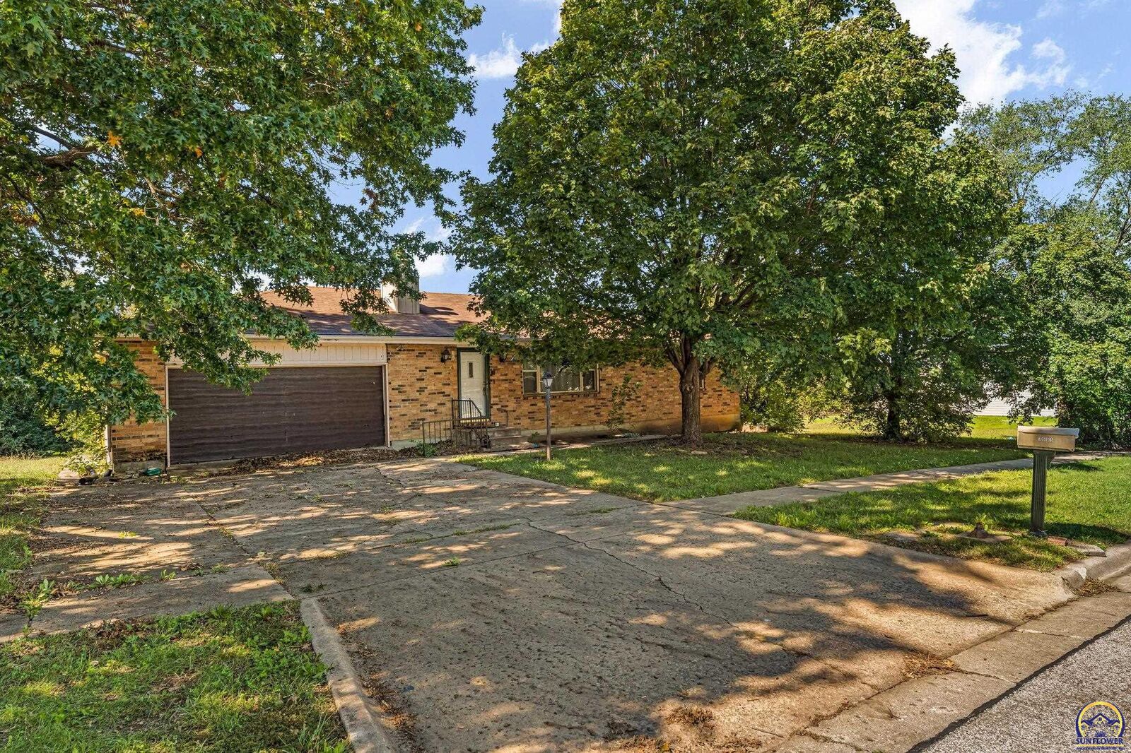 Property Photo:  3605 SE Colorado Ave  KS 66605 