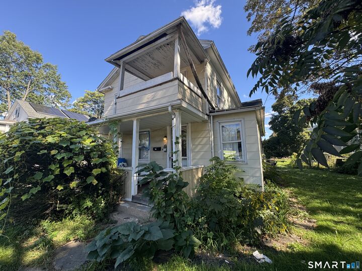 Property Photo:  441 Center Street  CT 06450 