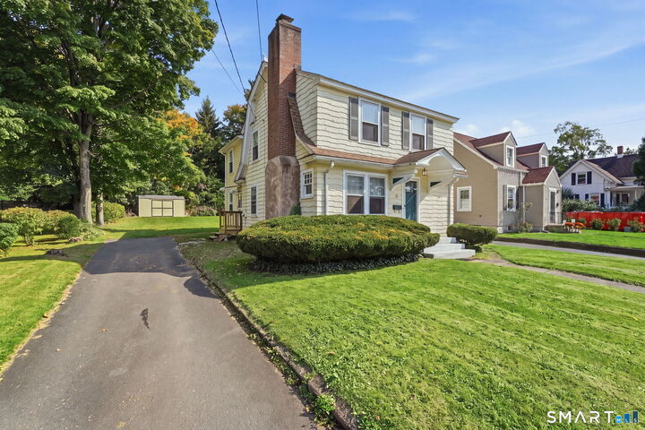 Property Photo:  31 Starkweather Street  CT 06042 