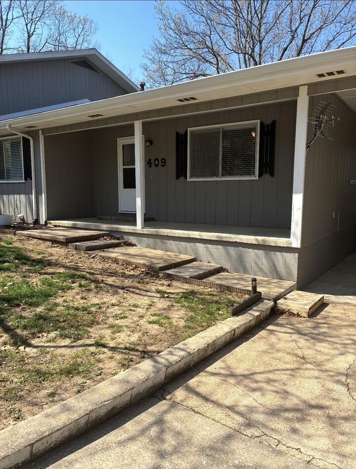 Property Photo:  407 Doctor Good Drive  MO 65616 