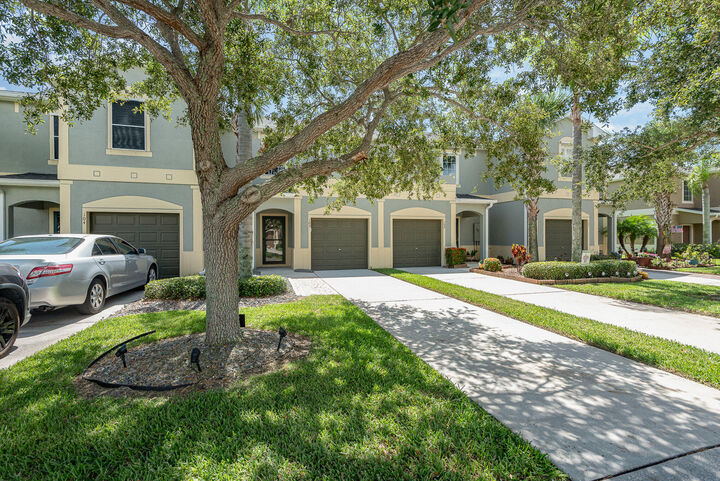 Property Photo:  2805 Reston Street  FL 32935 