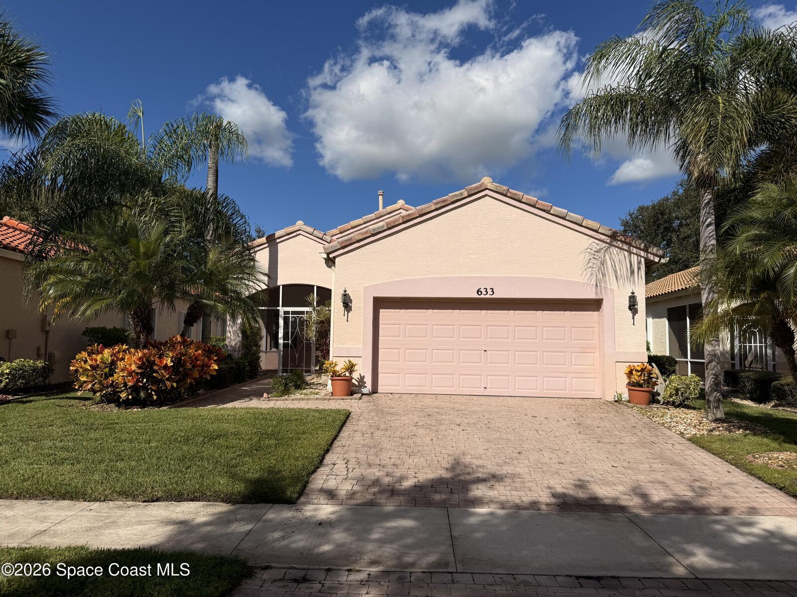 Property Photo:  633 NW Whitfield Way  FL 34986 