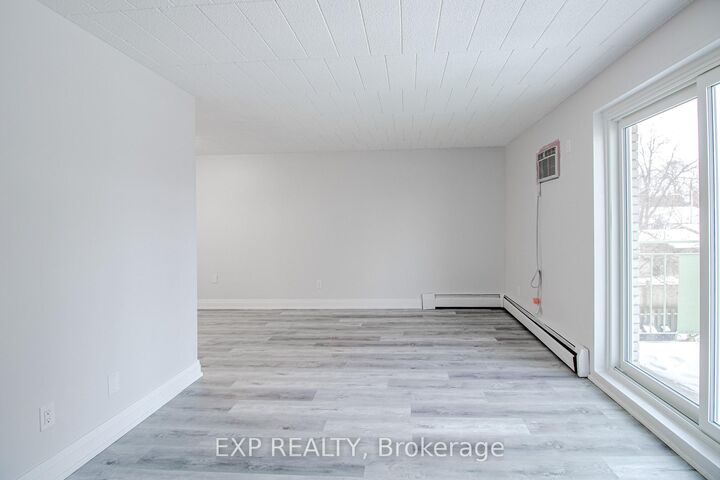 Property Photo:  6287 O'Neil Street 23  ON L2J 1M6 