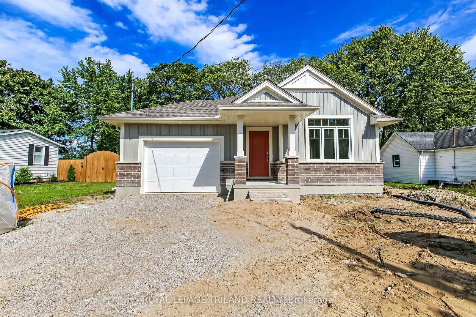 Property Photo:  283 Ridout Street  ON N0L 2C0 