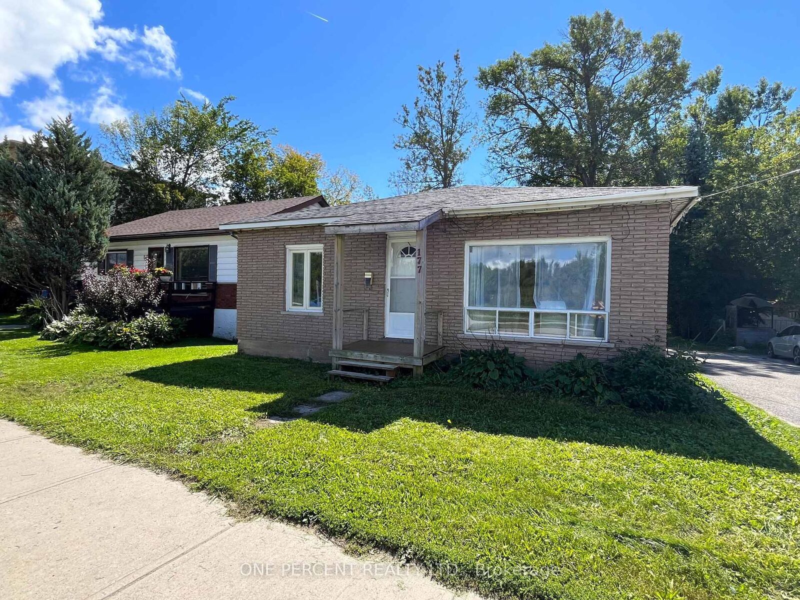 Property Photo:  177 Atherley Road  ON L3V 1N5 