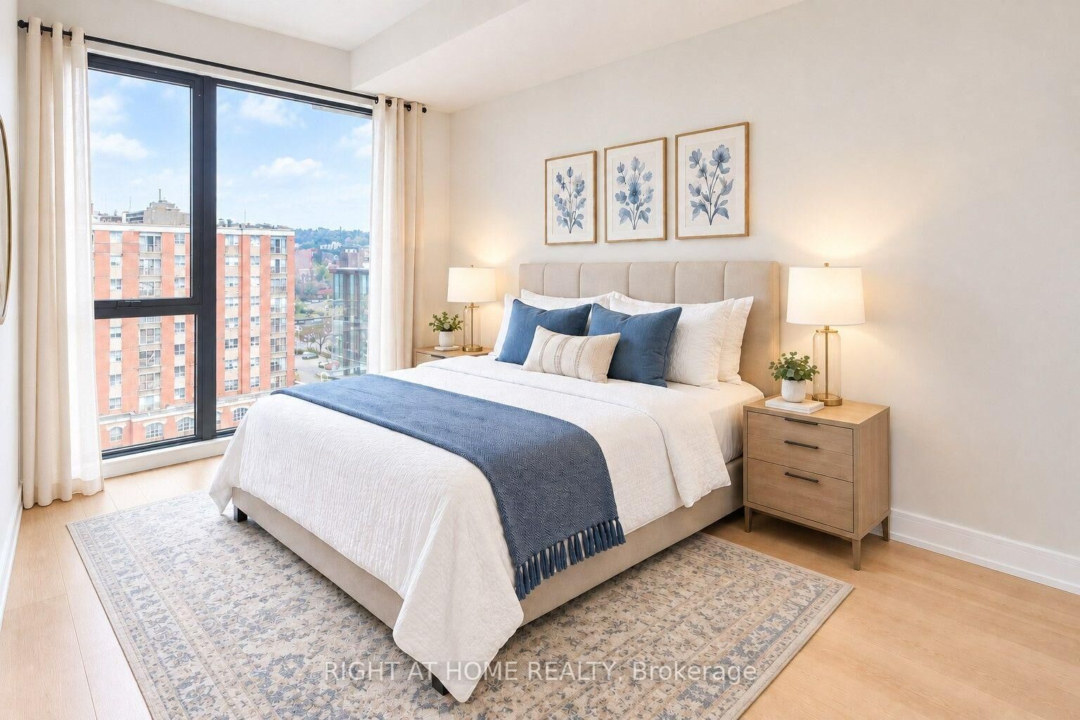 Property Photo:  1 Jarvis Street 1101  ON L8R 0A8 