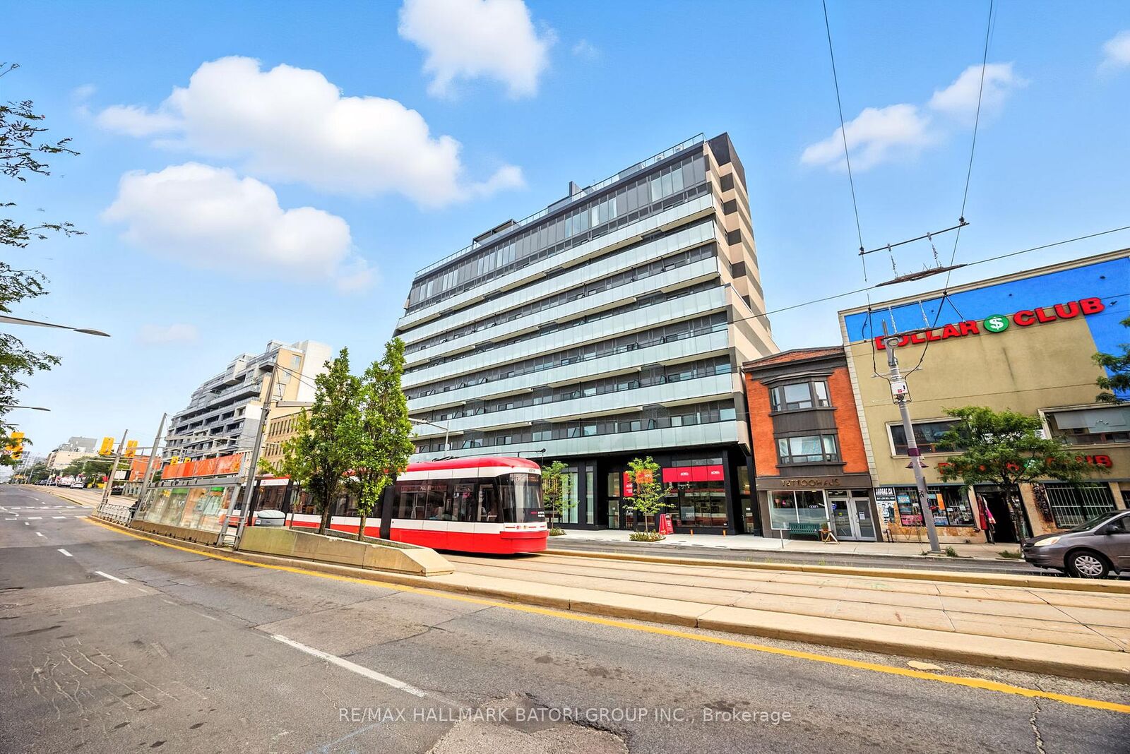 Property Photo:  863 St. Clair Avenue W 801  ON M6C 0B2 