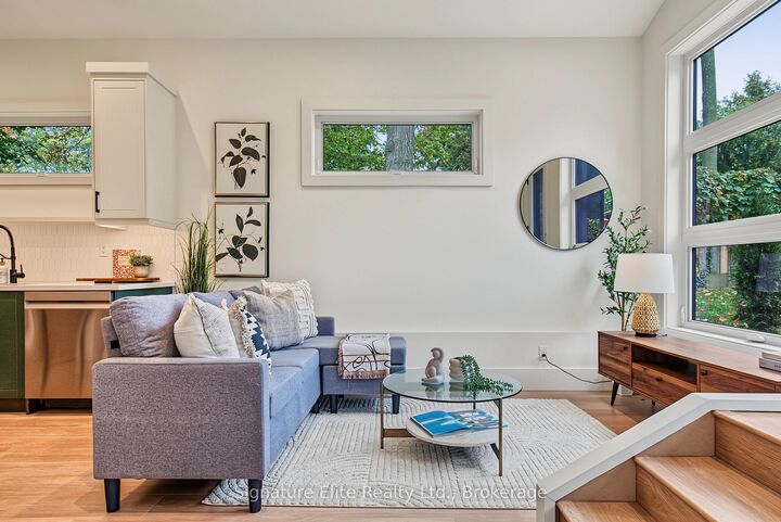 Property Photo:  25 Lyncroft Drive Garden Suite  ON M1E 1X6 