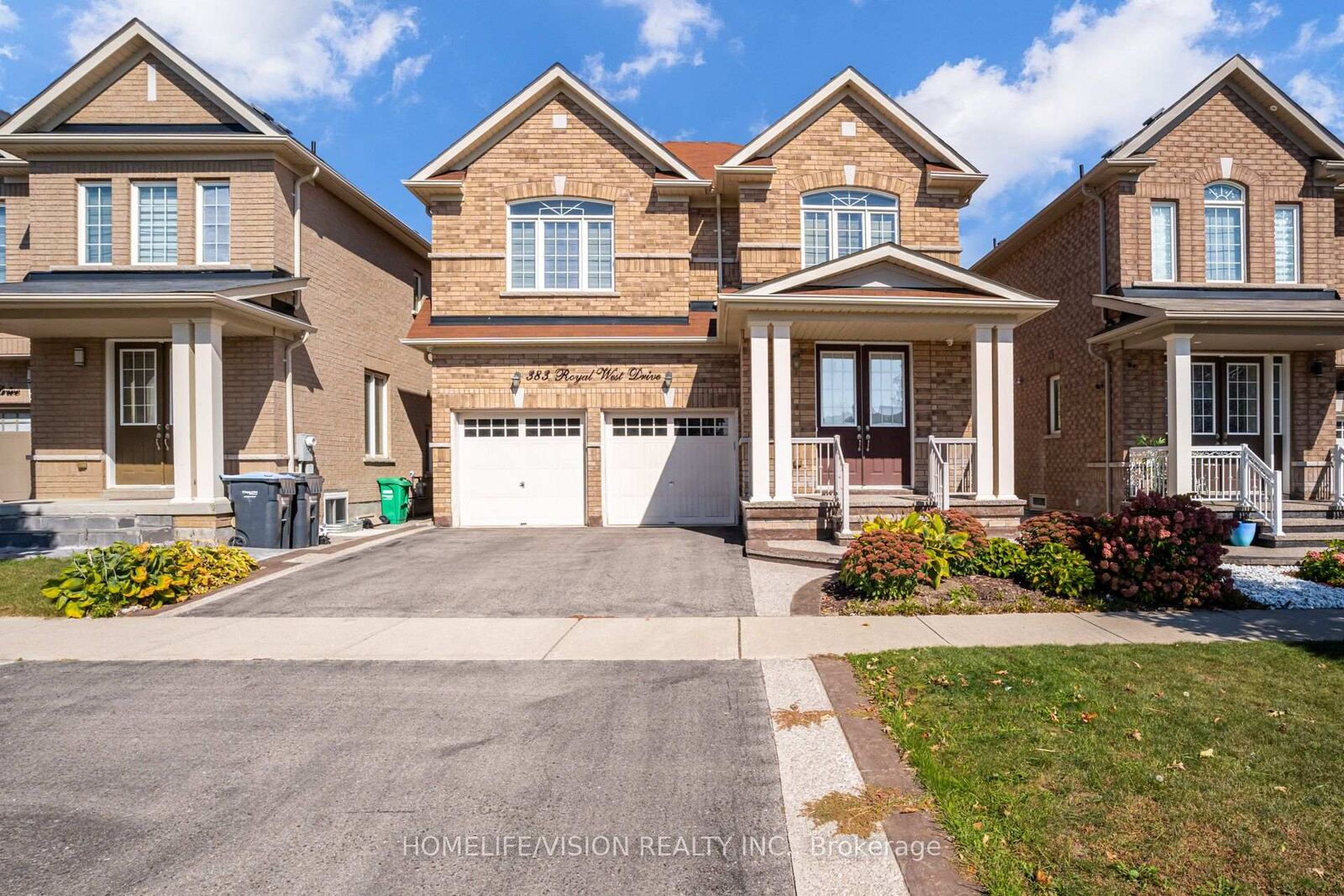 Property Photo:  383 Royal West Drive  ON L6X 0B3 