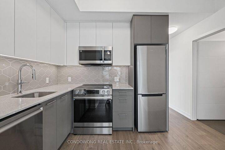 Property Photo:  30 Francis Street S 609  ON N2G 1H7 
