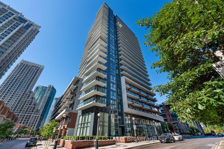 Photo de la propriété:  38 Iannuzzi Street 528  ON M5V 0E8 