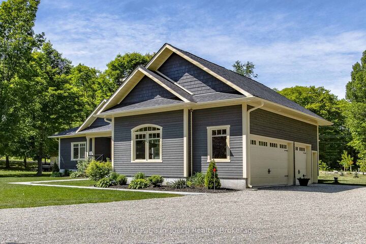 Property Photo:  55 Beaufort Crescent  ON L9M 0B8 