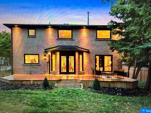 Property Photo:  3406 Swallowdale Court  ON L5L 3P2 