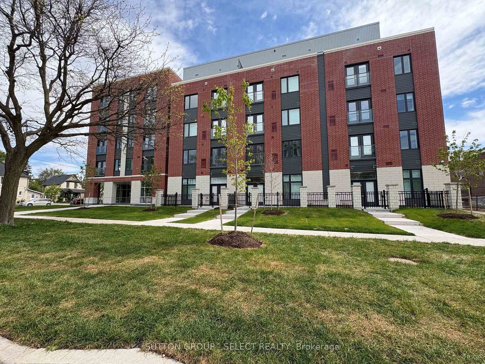 Photo de la propriété: 351 Hill Street 420 ON N6B 2M2