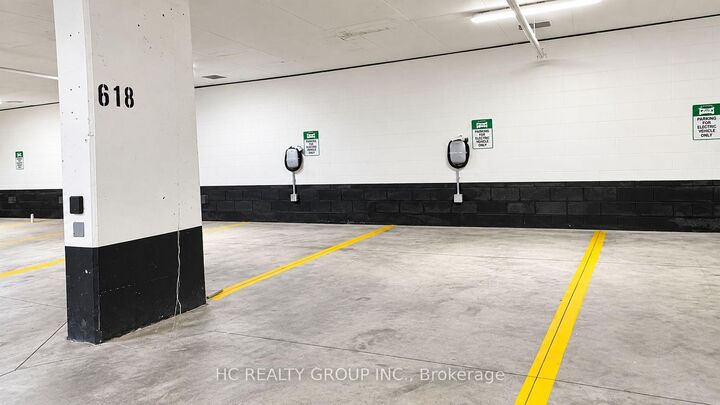Property Photo: 1000 Portage Parkway 2103 ON L4K 0L1